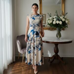 Calvin Klein Women’s Size 2 Floral Maxi Dress Blue/White Zip Closure, NWT